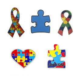 Blue Autism Hart Puzzle Ribbon Rapel Badges Pins broches voor evenementengeschenken Small Order10 PCSlot 240412
