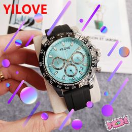 Blue Black Green White Calle Mesure masculine Watch 42 mm Style Business Présidents Date Date Clock Multifinection Stopwatch Quartz Chronograph Wristwatch