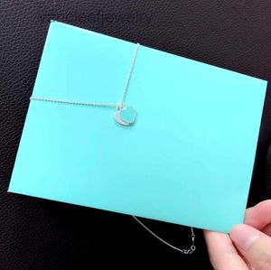 Blue Box Love Heart Necklace for Woman Parp Hoge kwaliteit keramiek 45 cm rood roze sleutelbeen ketting mode Girls sieraden luxe ontwerper hanger ketting