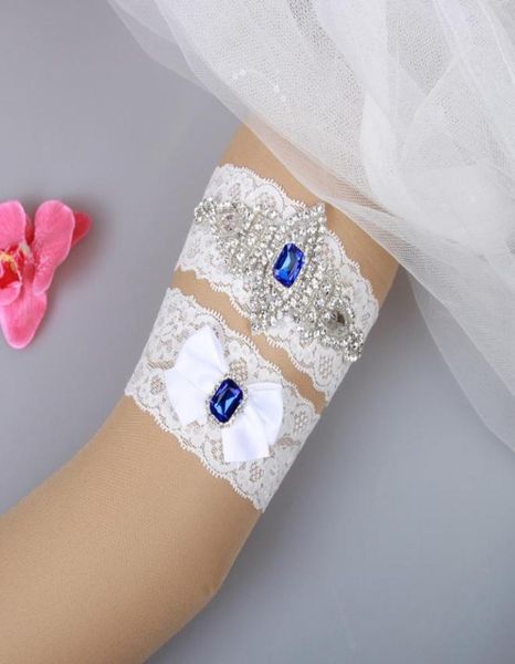 Ligas de pierna de novia azul Liga de graduación de encaje blanco liguero de boda nupcial 2 piezas conjunto de diamantes de imitación de encaje cristales perlas de talla grande 1656144