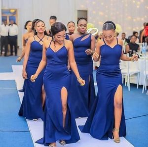 BLAUWE BRIDDENDEID KONINKLIJKE JURKEN Mermaid Side Slit Spaghetti Banden Een schouder op maat gemaakte plus size Maid of Honor Jurk African Wedding