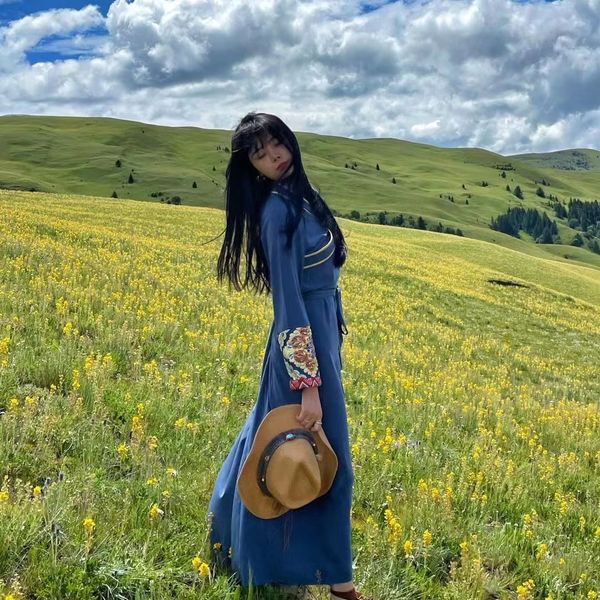 Azul chino tendencia túnica étnica brocado ropa tibetana mujeres mejorado Retro Hanfu estilo antiguo mejorado Tíbet vestido largo