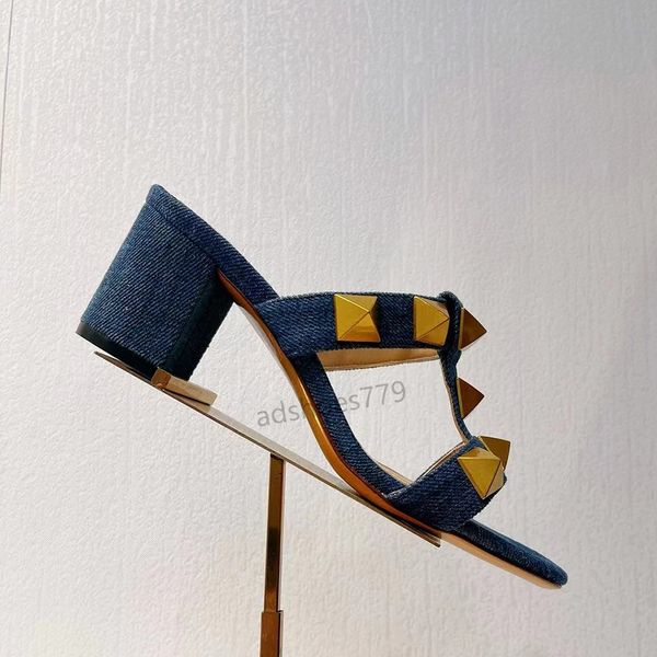 Blue Denim Slider Golden Roman Stud Pantors de 6,5 cm à talons hauts Sandales de luxe de 6,5 cm à talons hauts Faussettes d'usine 35-43 avec boîte