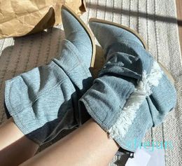 Chaussures occidentales en Denim bleu pour femmes, chaussures occidentales à talons épais et bout pointu, élégantes et polyvalentes, automne