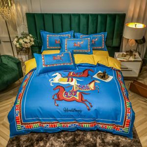 Juegos de ropa de cama de diseñador azul Funda Bohemia Moda Impreso Algodón Tamaño Queen Juego de edredones de lujo de caballo de alta calidad