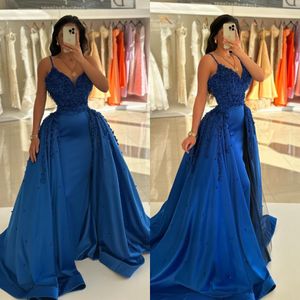 Blue Evening Navy Elegante riemen Appliques Pearls Prom jurk over Skirt Split formele vrouwelijke jurken voor speciale ocns Pageant Robe de Soiree ES