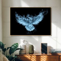 Blue Light Eagle Animal Posters en Prints Modern Canvas Painting Eagle Art Wall Picture for Living Room Home Decor No Frame