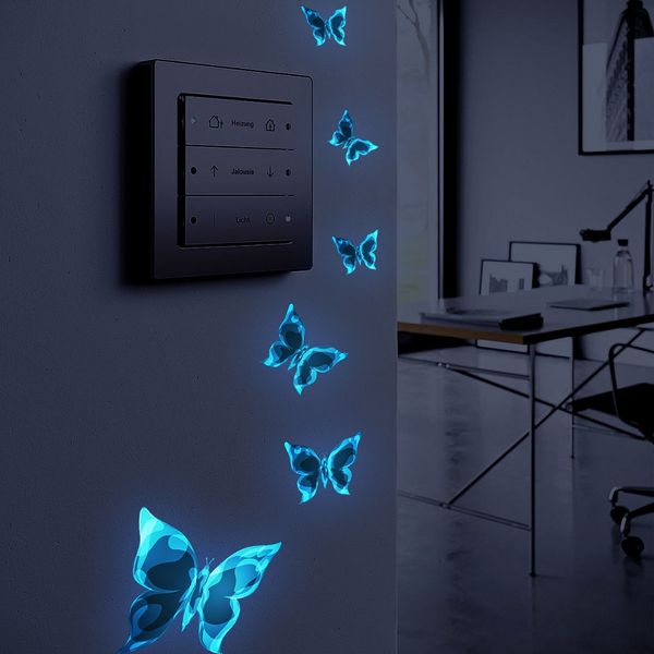 Stickers muraux papillon lumineux bleu pour chambres d'enfants interrupteur panneau décalcomanies décor à la maison lueur dans le noir papillons autocollants