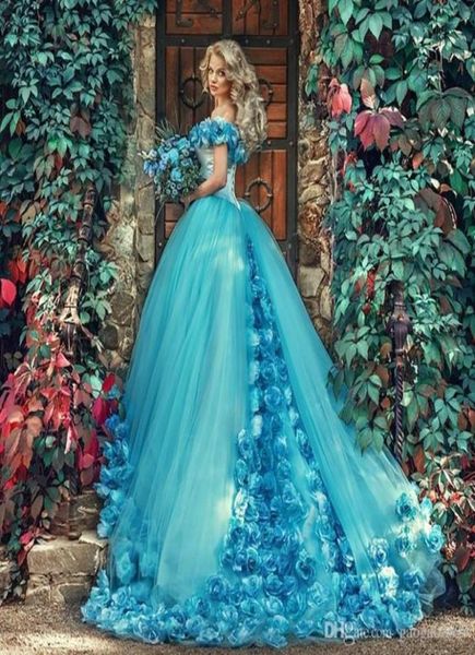 Bleu mascarade pageant robe de bal Quinceanera robes avec des fleurs faites à la main sur l'épaule tribunal train tulle bal doux 16 robe4754835