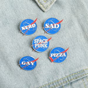 Broche ronde en émail bleu espace Gay Punk Nerd triste Pizza badge broche épinglette Denim Jeans chemise sac dessin animé bijoux cadeau pour les amis