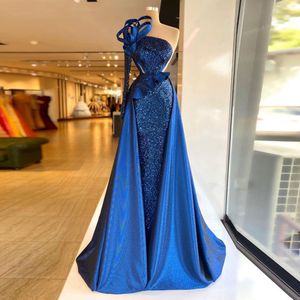 Robes de bal royales bleues paillettes scintillantes à manches longues sirène avec surjupe plis sur mesure froncés plus la taille robes de soirée robe occasion formelle
