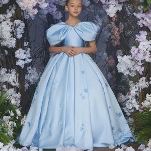 Robe de fille de fleur élégante en satin bleu pour mariage Puffy longueur de plancher princesse robe de bal enfants anniversaire première communion 2024 240312