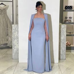 Robes de soirée fourreau bleues avec Cape perles robe formelle sans bretelles arabe dubaï avec robe portefeuille pour occasions spéciales