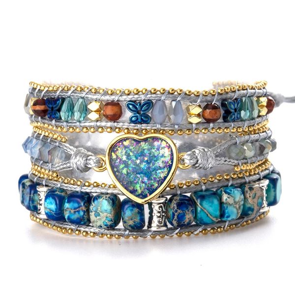 Coeur d'opale scintillant bleu pierres impériales entretoises de papillon bracelets d'enveloppement de perles fil de cordon 240315