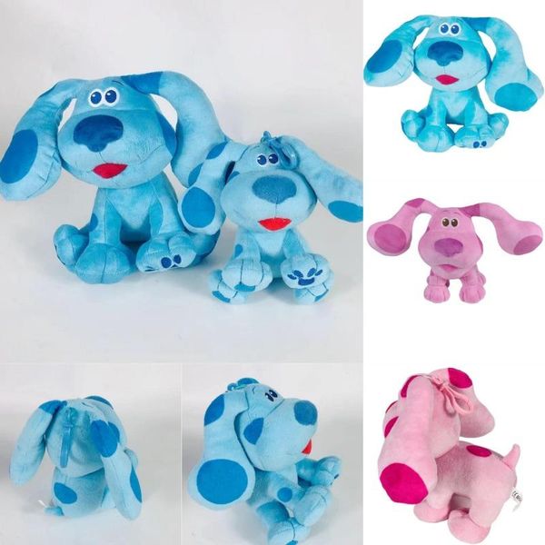 Perro con manchas azules, perro rosa, juguetes de peluche de anime, lindos muñecos de dibujos animados y muñecos para pensar en el comercio exterior