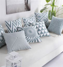 Couvre-coussin blanc bleu Mode Broche à broderies géométriques pour canapé-lit Couvrairement coussin décoratifs simples 45x45cm6235302