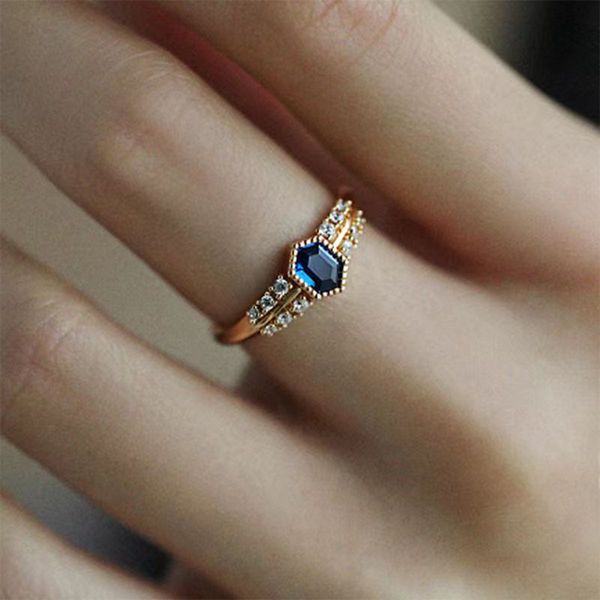 Zircon bleu mode femmes anneaux couleur or anniversaire unisexe bijoux anneaux de mariage en gros