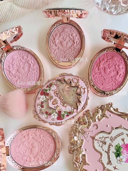 Blush Flower Knows Strawberry Rococo Blusher Maquillaje facial en relieve Mate Shimmer Impermeable Natural Nude Brightening Cheek 230720