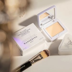 Blush MAOGEPING Licht- en schaduwvormgeving Hoogglanspoeder Markeerstiftcrème Gezicht en lichaam 3D verhelderende 4,5 g Make-up Cosmetica 231218