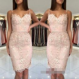 Blush roze goedkope homecoming jurken kanten appliques korte mini spaghetti riemen sjashes schede sweetheart feest afstuderen staart jurken