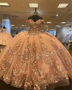 Blozen Roze Kant Quinceanera Jurken Baljurken vestido de debutante para 15 anos Uit De Schouder Prinses 2024 Bloemen Applique Mis Kweepeer