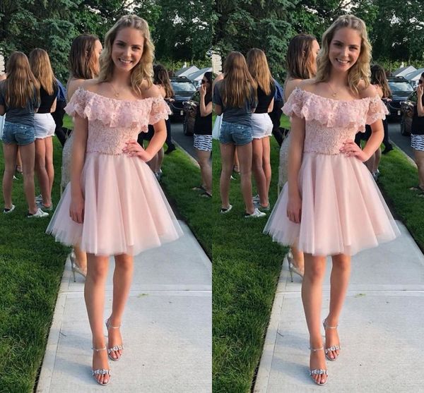 Blush Pink Lace Short Prom Dresses Boho Off The Shoulder Applique Beaded Crystal Sashes Vestido de cóctel para niñas Vestido de regreso a casa