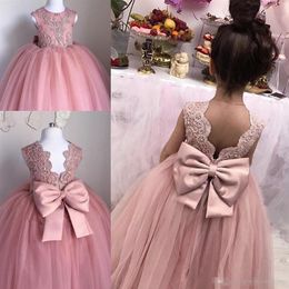 Blush Roze Peuter Pageant Jurken Mouwloos Plooien Tule Baljurk Kant Afstuderen Toga Kinderen Vloer Lengte Open Rug Bloem 225A