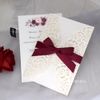 Invitation coupée au laser de rose de rose ivoire pour mariage, pochette pli de fleurs d'impression fleur invitation de mariage avec graduation de ruban Invite