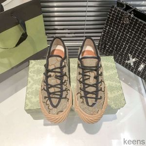 Boardschoenen, kledingschoenen, eenvoudige designer-kleuraanpassing, klassieke geruite, delicate vrijetijdsschoenen van platte, comfortabele, lichte sportschoenen, retro-mode