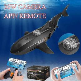 Boat Camera Submarine Electric Shark with Remote Control Camera 30W HD RC Toy Animaux Pool Toys Kids Boys Children Children Boats 240417