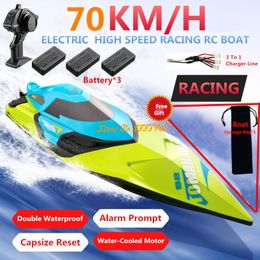 Boten 70 km H Dubbele waterdichte elektrische RC High Speed Racing 200m 50 cm Water Sensor Capsize Reset Remote Control Speedboot Toys 230607