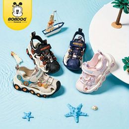 Bobdog House Unisex Kid's Close Toe ademende sandalen, comfortabele niet -slip duurzame strandwaterschoenen voor Boy's Girl's Outdoor Activities BMT22241