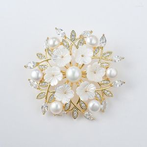 Bijoux de corps Classique Lumière De Luxe De Mode Perle Broche Incrusté Cristal Autrichien Dames Vêtements Accessoires De Mariage Roamtic Fleur Cadeau