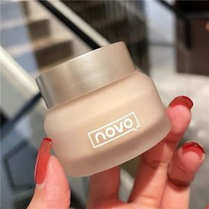 Pintura corporal NOVO Soft Light Foundation Cream Corrector resistente al agua y al sudor Control de aceite Hidratante Maquillaje facial para principiantes 231113
