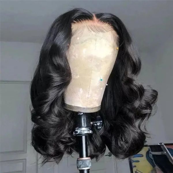 Vague de corps court Bob Transparent T partie partie latérale dentelle perruque de cheveux humains pour les femmes pré-épilées couleur naturelle Remy cheveux indiens en vente
