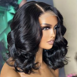 Perruque Lace Front Wig Body Wave brésilienne Remy, cheveux naturels ondulés courts, 13x4, densité 250, pre-plucked, pour femmes