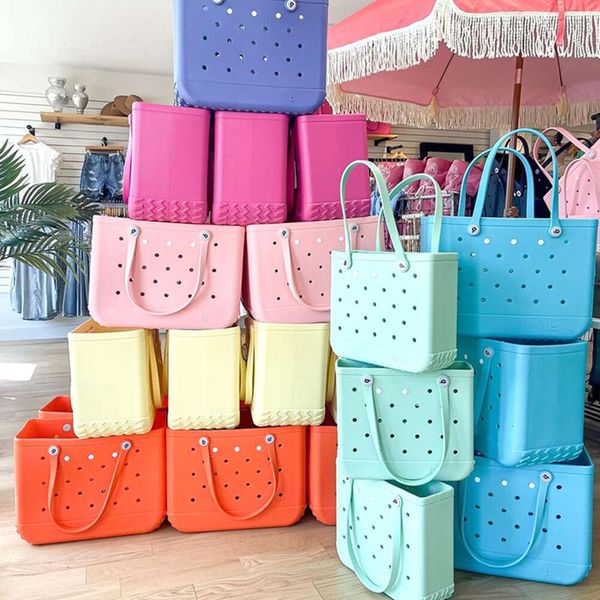 BOG PLÁSTICO PVC Flores Cesta para mascotas Bolsa de viaje Tote Embrague impermeable Diseñador de lujo Bolsas de playa grandes Bolso de verano Bolso para mujer para hombre Hombro ahueca hacia fuera grande Bolsa casual