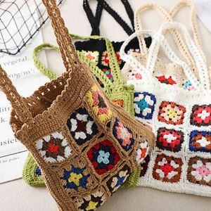 Bohemain Crochet Mujeres Bolsas de hombro Granny Square Tote Casual Bolsos de punto Hecho a mano Tejido Verano Playa Pequeño Monedero 220705