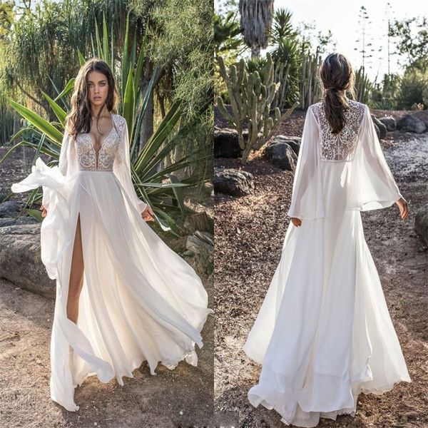 Bohême A-ligne Robes De Mariée Sexy Haut Col En V Manches Longues Appliqued Dentelle Robe De Mariée Balayage Train En Mousseline De Soie Plage Chapelle Robes De Mari￩e