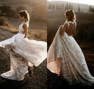 Bohemian 2020 Nouvelles robes de mariée une ligne en dentelle appliquée en V couche Bridal Boho Sweep Train Robe de mariée robes de mari￩e
