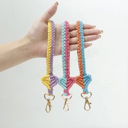 Boheemse handgeweven polsband sleutelhanger kleurrijke gevlochten katoenen touw armband sleutelhangers tassen autosleutel hanger accessoires