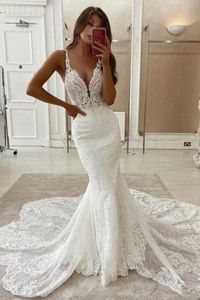 Bohemian Lace Mermaid Wedding Dresses Spaghetti Strap Soft Tulle Sexy Backless Long Bridal Gowns Sleeveless Boho Beach Bride Wedding Dress 2022