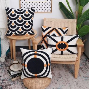 Taie d'oreiller touffetée tissée de Style ethnique Boho, broderie 3D, motif géométrique noir et Orange, housse de coussin décorative f CX2203312783
