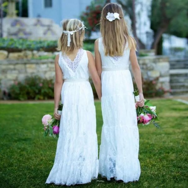 Boho Lace Vestidos para niñas de flores Estilo rural Cuello en V Sash Bodas Juniors Vestido de damas de honor Vestido largo de cumpleaños para niños Ropa de playa