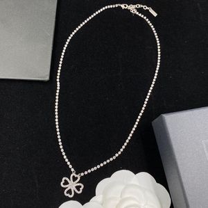 Collier pendentif en strass en argent colliers de déclaration de créateur de luxe chaîne en cristal pour les femmes anniversaire de mariage cadeau d'anniversaire bijoux de fête