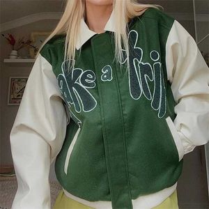 Bomber Jacket Femmes Green Contrast Sleeve PU Cuir Mabinet Extérieur Take a Trip Letter Applique Female Femelle Baseball Vestes 211025