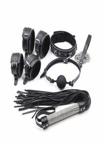 Bondage Slave Echte lederen zweep Flogger Ass SPANKING COLLAR Pols Enkle manchetten Mondplug Ball Gag Seksproducten volwassen spel voor C6695487