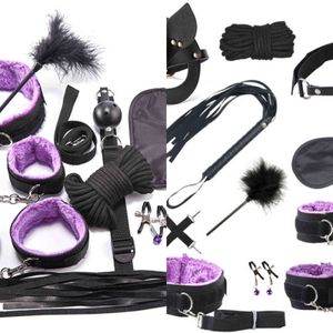 Bondages 10 stks BDSM Sex Kits Producten Erotische Speelgoed Voor Volwassenen Bondage Set Handcuffs Tepelklemmen Gag Whip Touw voor Paren 1122