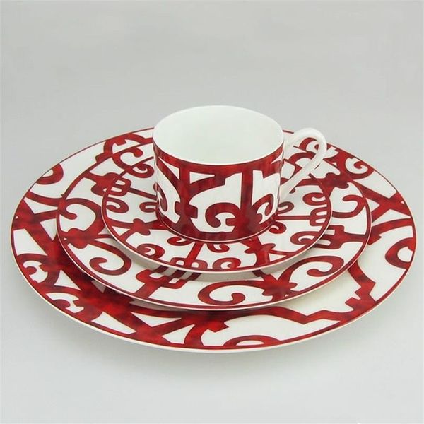 Assure de dîner en porcelaine en Chine espagnole art de conception d'art