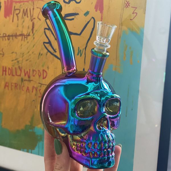 Colorido Cráneo Bongs de vidrio Iridiscente Hookah Bubbler Heady Water Pipes Oil Dab Rigs para fumar tabaco Cera Color aleatorio